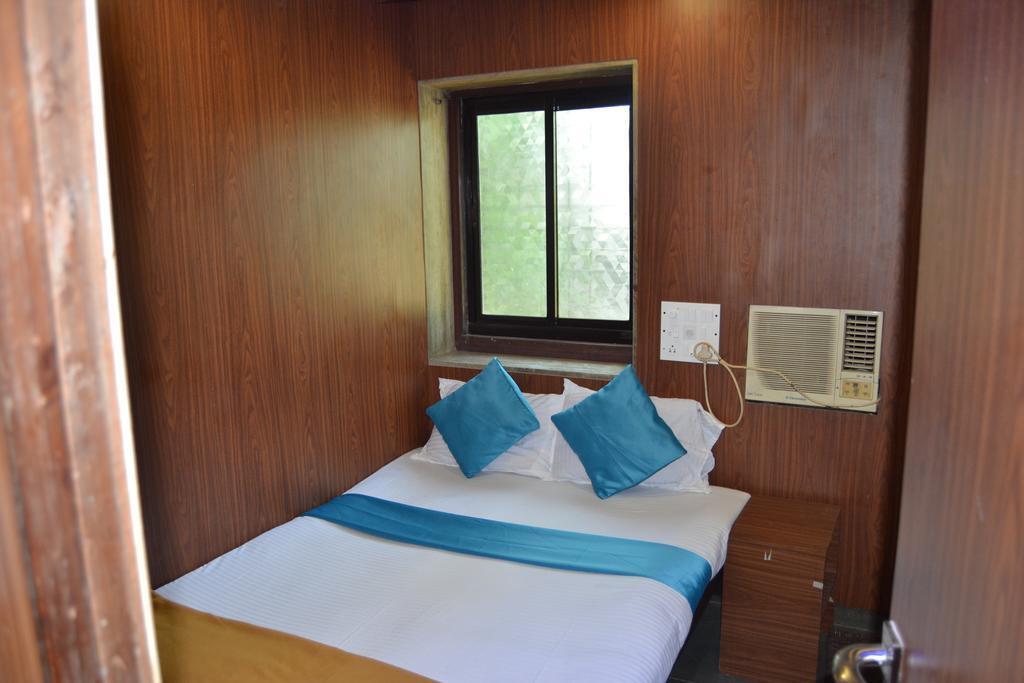 Zahra Guest House Mumbai Eksteriør bilde
